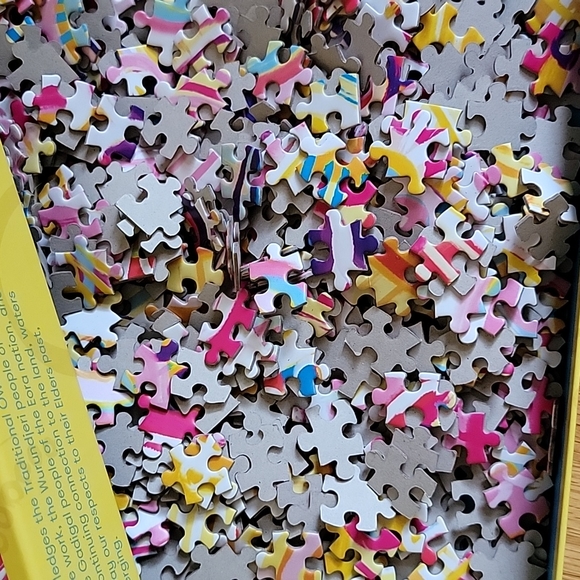 Hardie Grant Lakkari Pitt Renewal 1000 Piece Puzzle - Picture 3 of 3